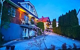 Cyklada,BONY, śniadania, jezioro,przystań-200m, centrum-900m, park linowy-400m,aquapark-900m